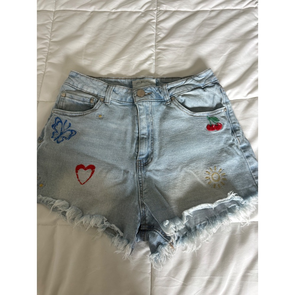 Ban Jar denim Shorts Womens  9 Embroidered Butterfly Heart